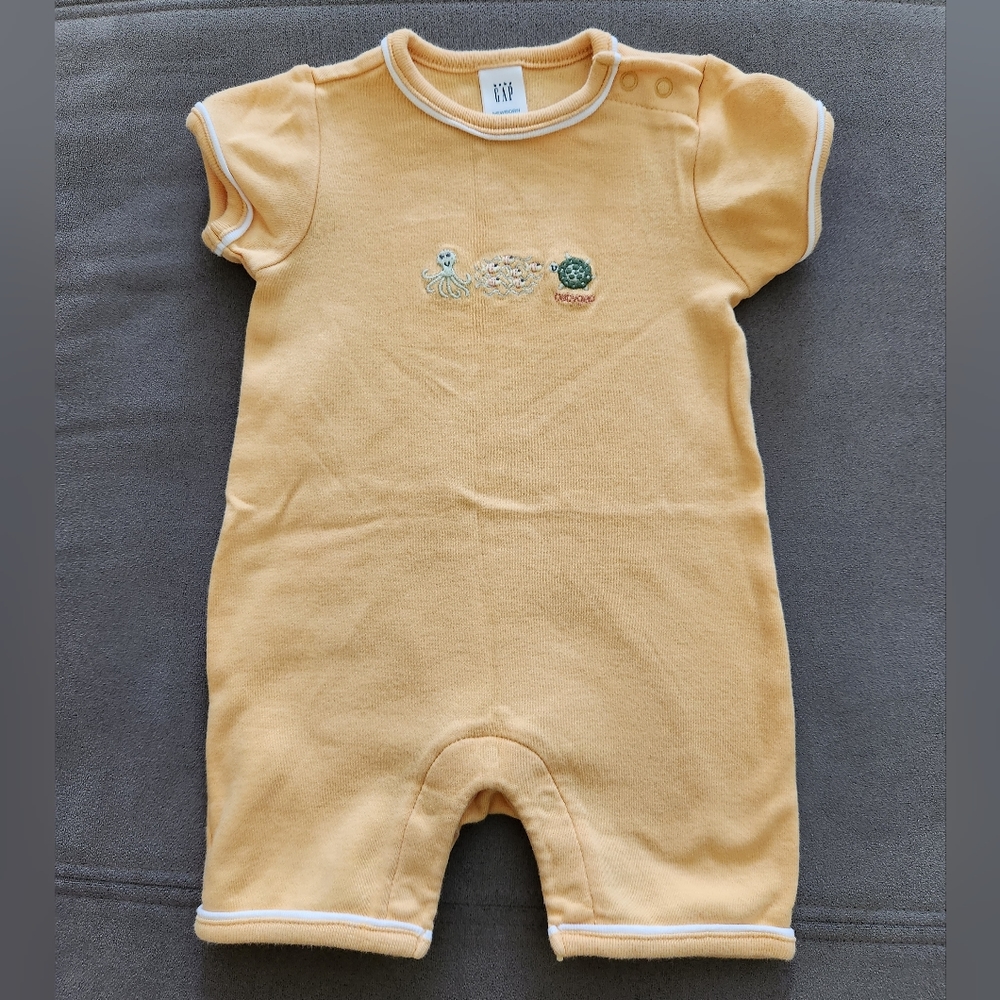 BabyGap Sea Creature Romper ~Newborn 7lb